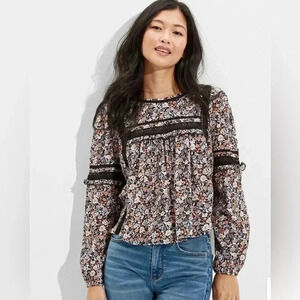 American Eagle Boho Hippie Floral Peasant Crochet Lace Blouse Size XS